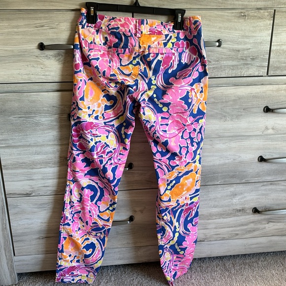 Lilly Pulitzer straight leg pants size 6 - Picture 3 of 3